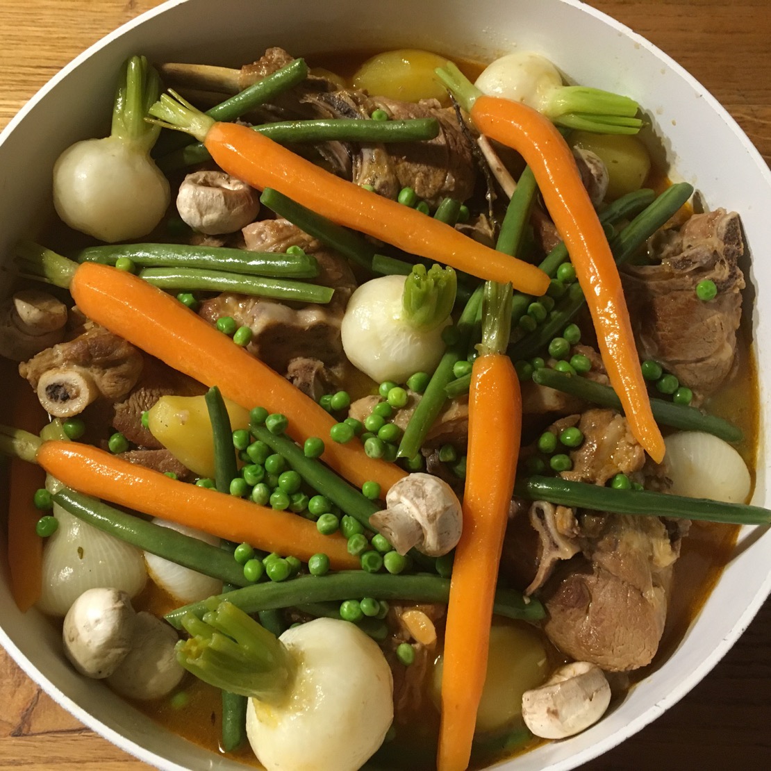 Navarin d’agneau aux légumes de printemps